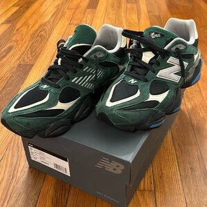 NEW BALANCE 9060 ‘Team Forest Green’
